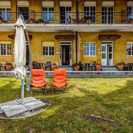 Ξενοδοχείο με διαμερίσματα Lake Como Beach Resort Waterfront Villas
