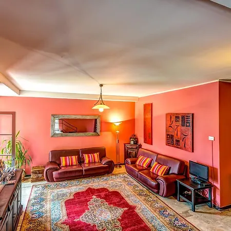 Ξενοδοχείο με διαμερίσματα Lake Como Beach Resort Waterfront Villas